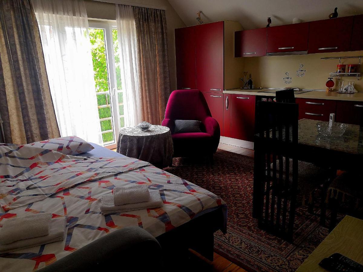 Ferienwohnung Apartman Sunny Cetinje Exterior foto