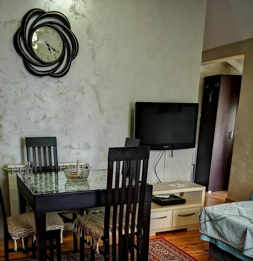 Ferienwohnung Apartman Sunny Cetinje Exterior foto